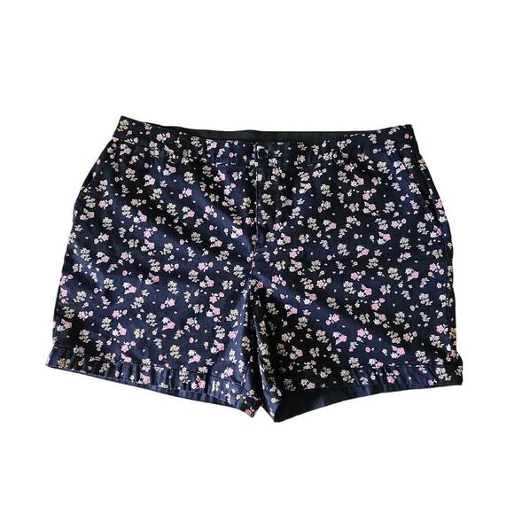 Lane Bryant Floral Womens Midi Shorts Size 20 Cotton Blend Signature Fit Chino - Picture 2 of 9